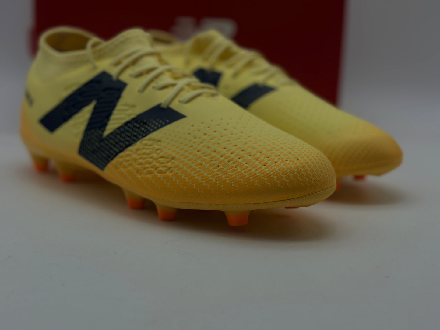Crampons new balance TEKELA MAGIQUE FG V4+ chaussures