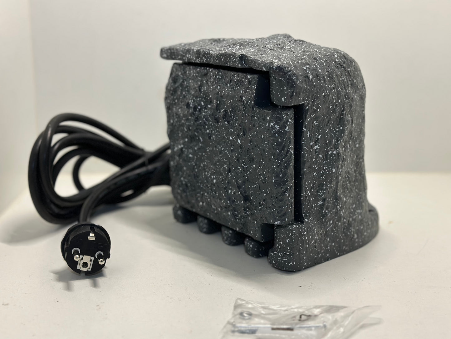 Prise Exterieure Etanche décoratif, 4 Prises 10A/2500W, ou 2 prises +prorgammateur ou Bluetooth