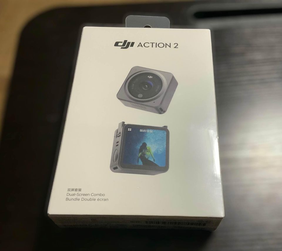 DJI Action 2 Dual-Screen Combo - Caméra d'action 4K avec un module d'extension de batterie, sceller