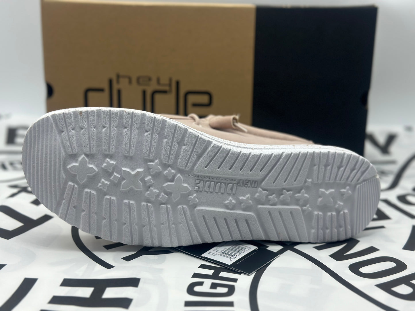 Hey Dude chaussures ultra légères , neuves Neutre tailles 43