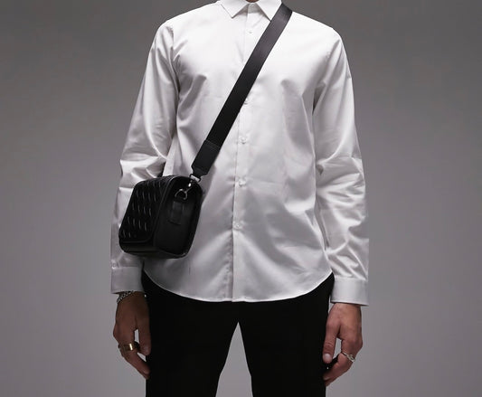 Topman - Chemise cintrée en satin à manches longues - Blanc