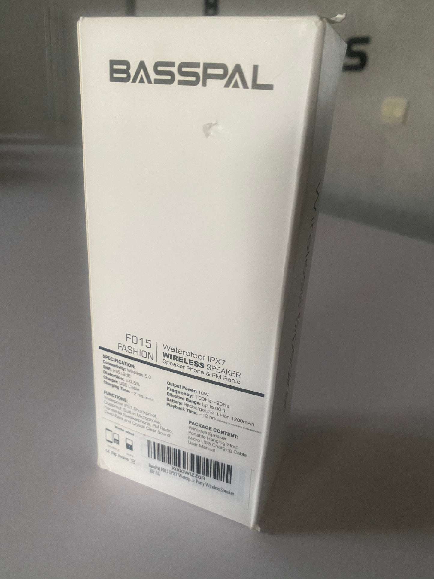 Enceinte Bluetooth Portable sans Fil, BassPal IPX7 étanche Enceinte avec Son stéréo, Basses améliorées, Lecture 12 Heures, Portée de 66 Pieds, Microphone Intégré pour Piscine Douche Radio