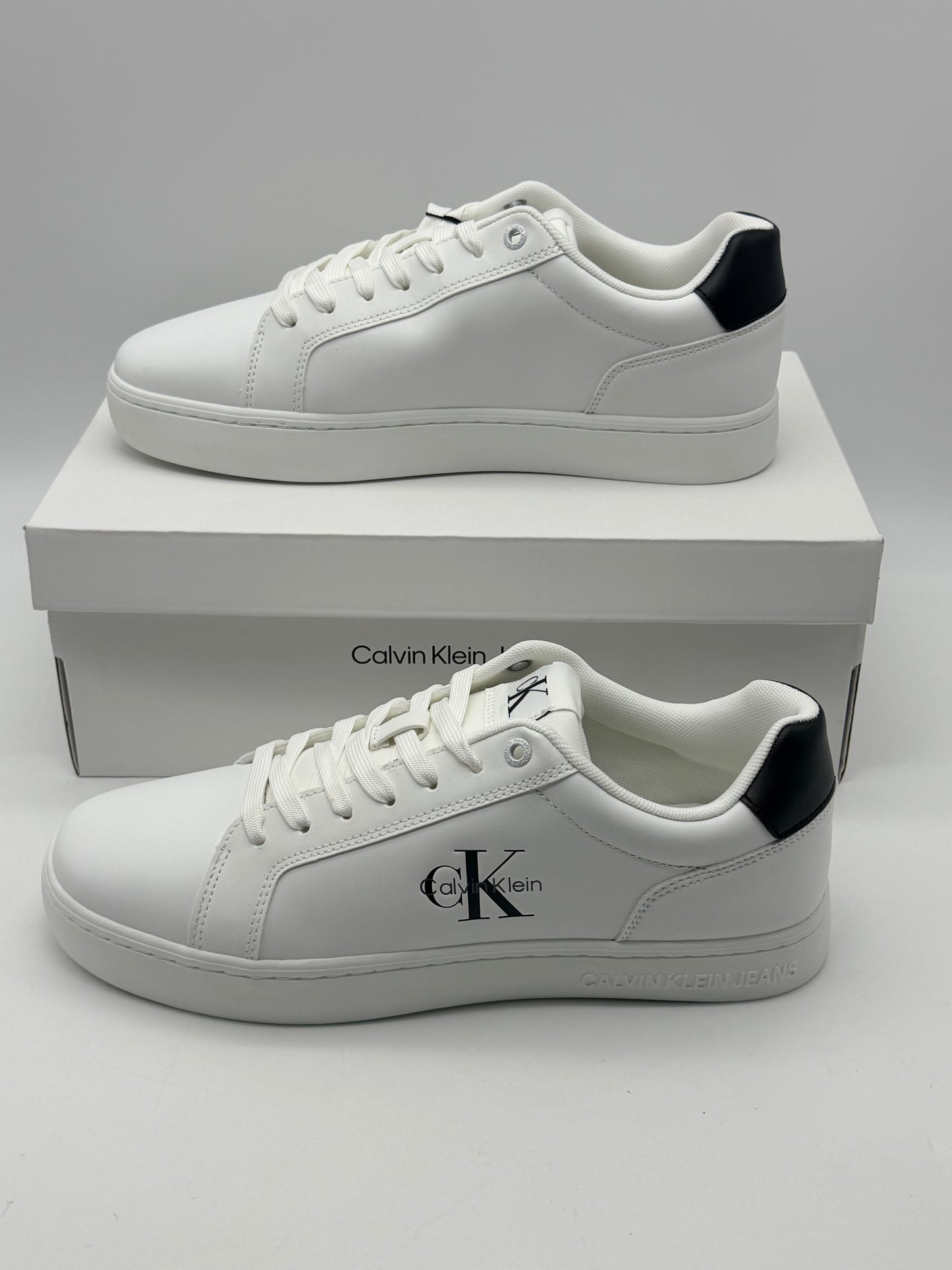CALVIN KLEIN
Baskets Classic Cupsole Mono Leather Bright White Black