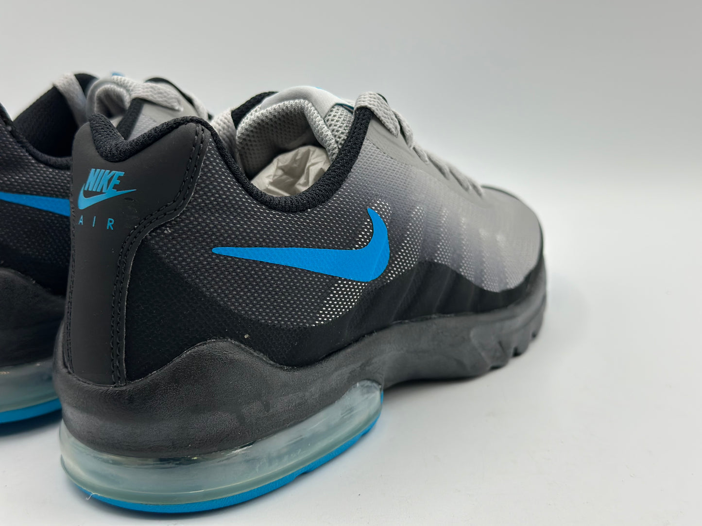Nike Homme Air Max Invigor Chaussures de Sport