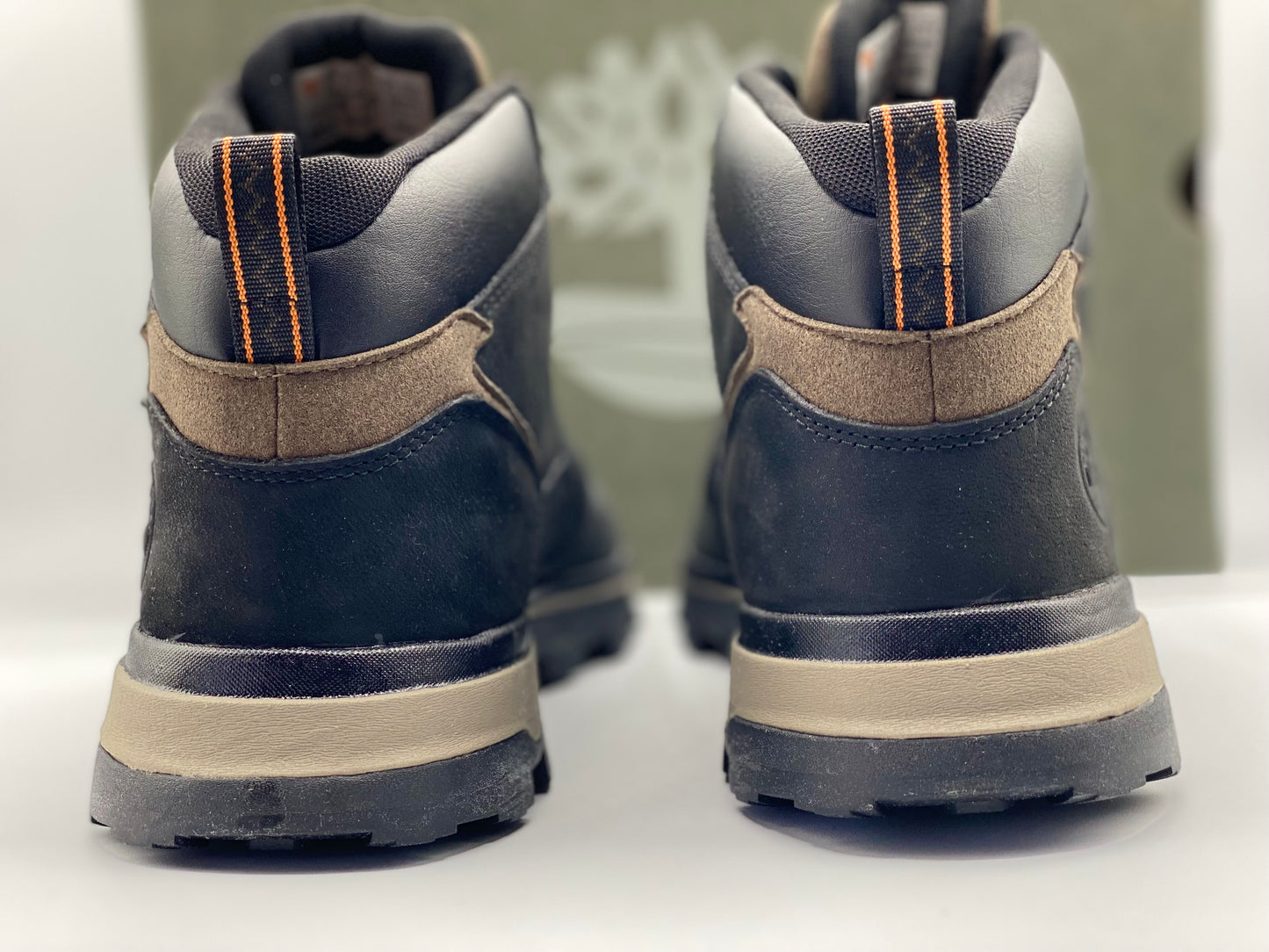 Chaussures montantes Timberland Noir neuve et authentique taille 43,5