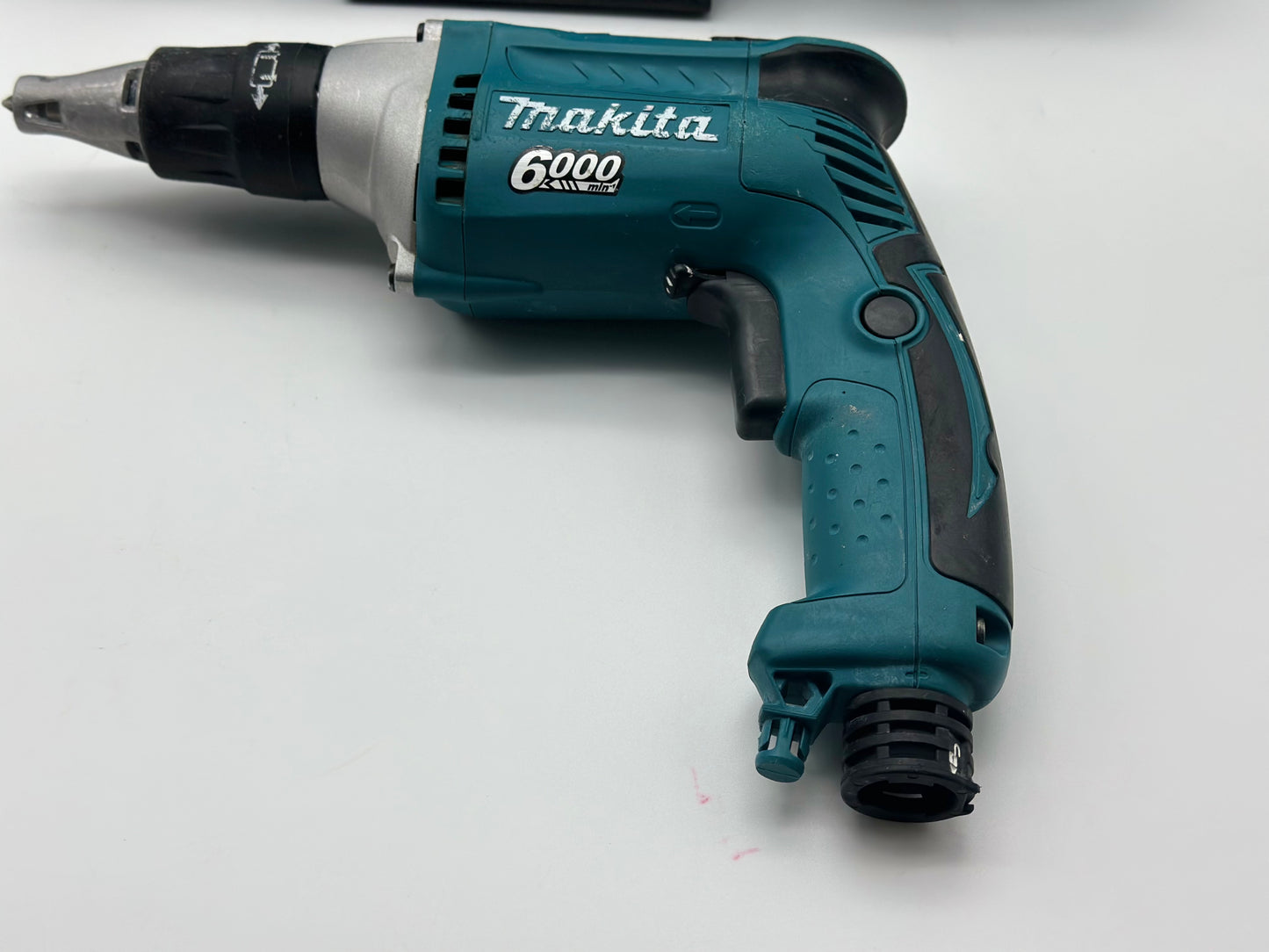 Visseuse plaque de plâtre 570 W - Makita FS6300R parfait état