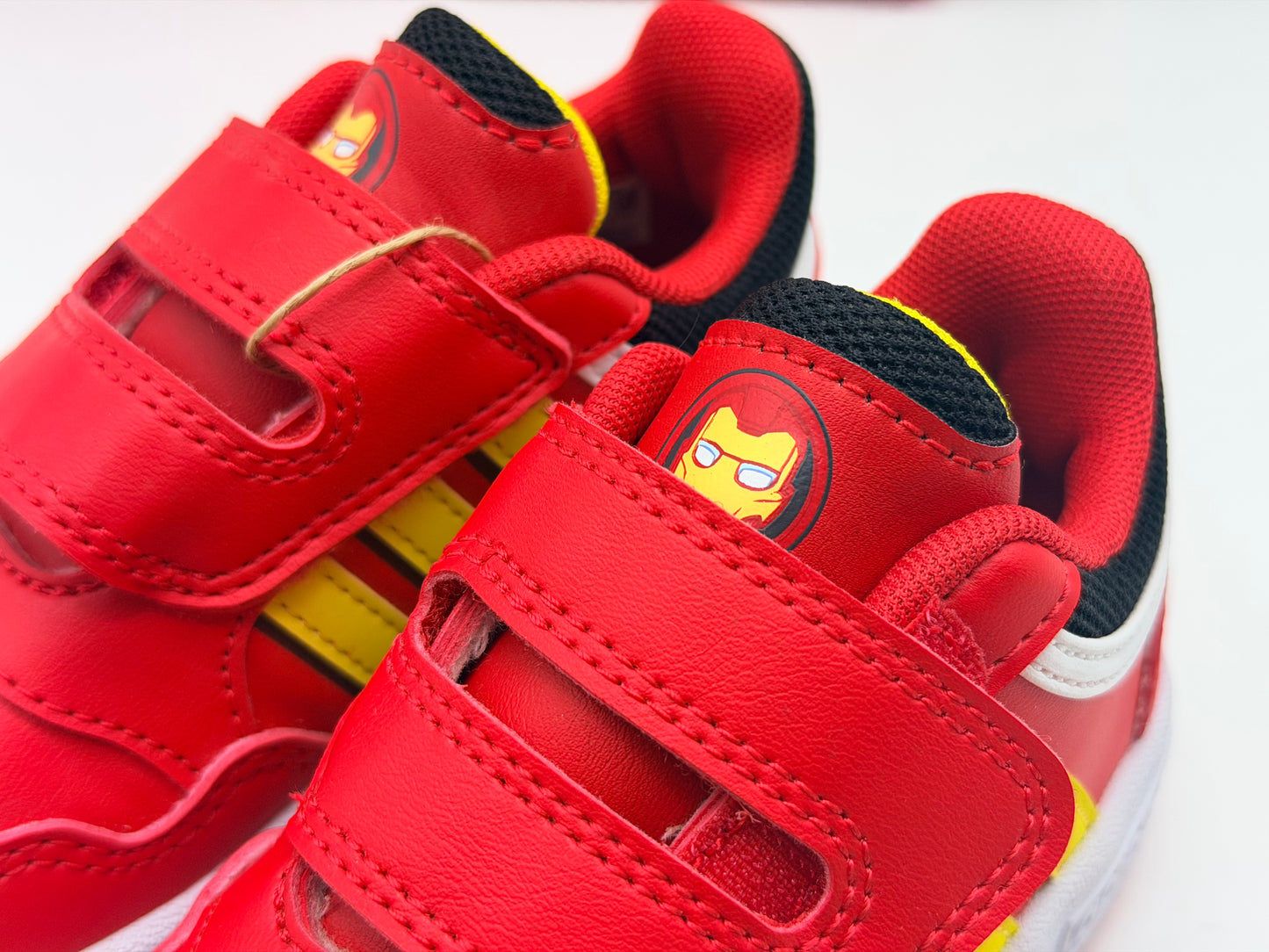 adidas Mixte Enfant Hoops 3.0 Superhero CF C Baskets