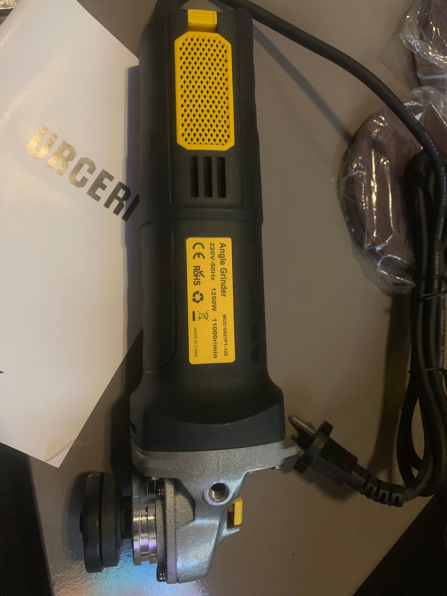 Disqueuse 125mm avec disques à tronçonnée ultra puissante 1200watt neuve