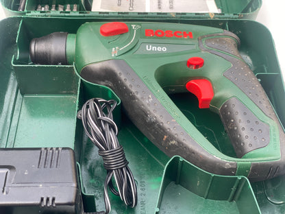 Perforateur UNEO de Bosch - Le Concentré de la puissance compact 3 en 1.
