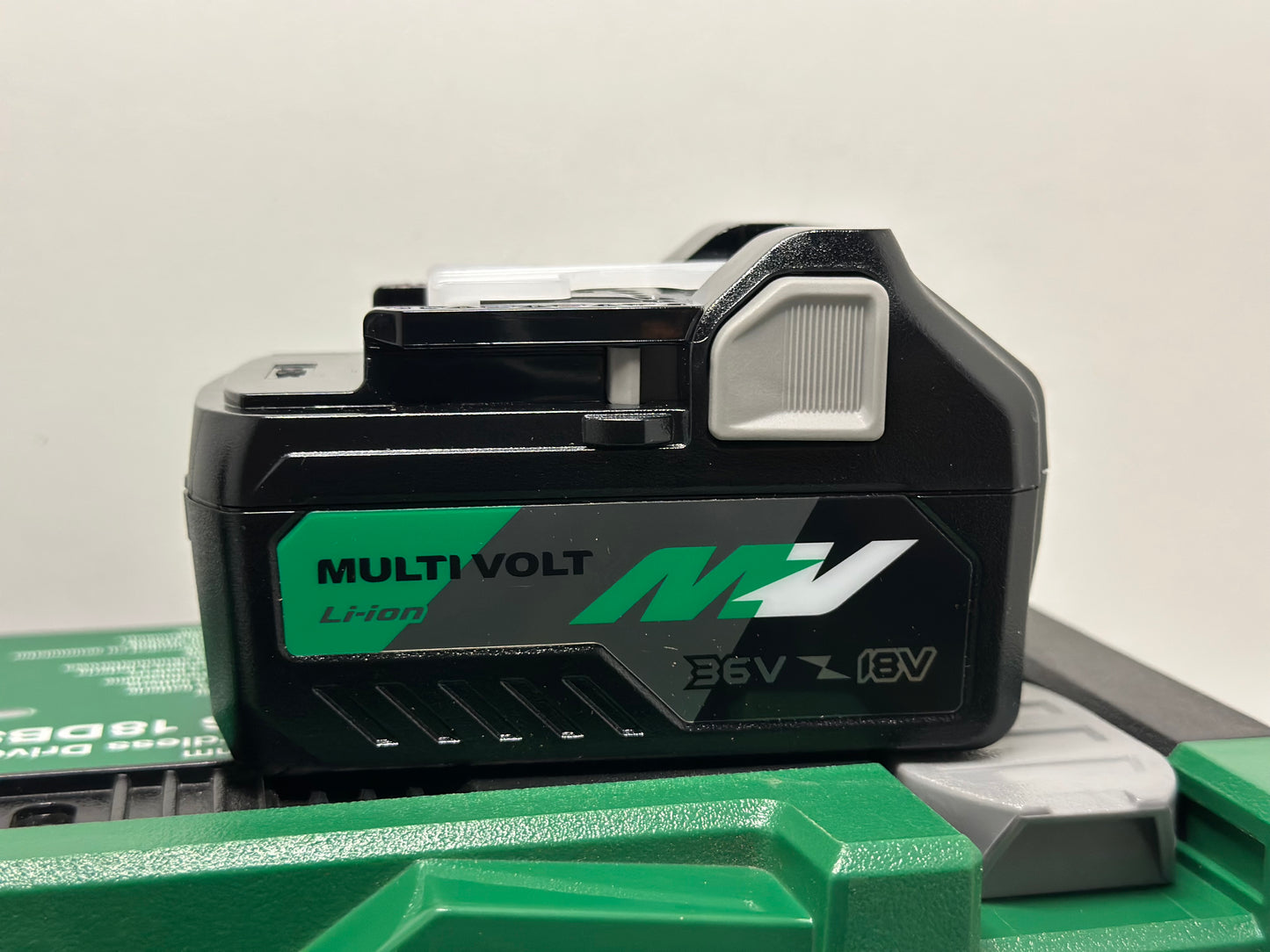 Perceuse-visseuse HIKOKI DS18DDWPZ Brushless 18V (2 x 5.0Ah) en coffret