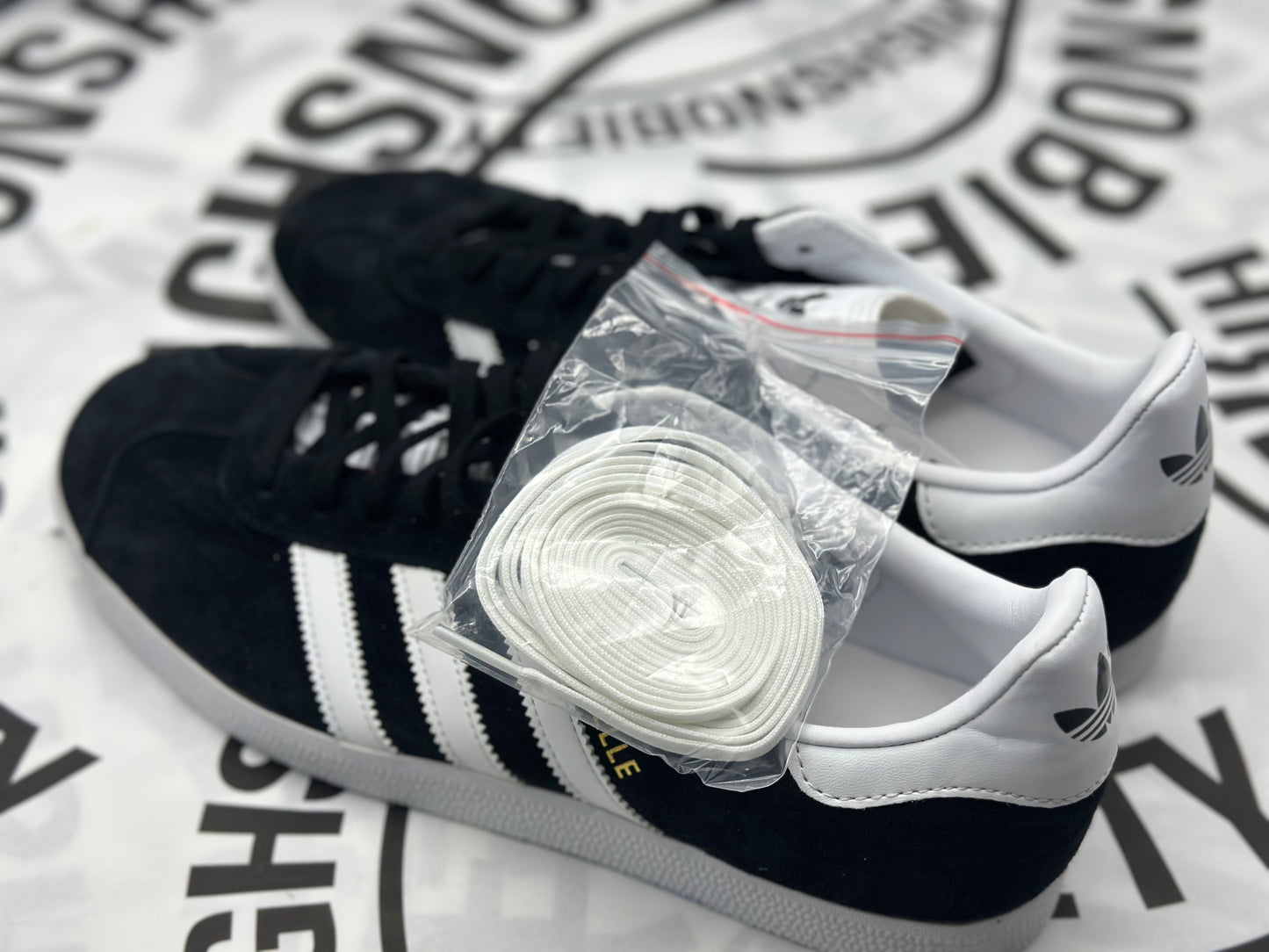 CHAUSSURE ADIDAS GAZELLE