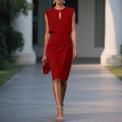 Robe "Soleil de Minuit" – Coupe Évidée, Col Noué Rétro & Silhouette Midi