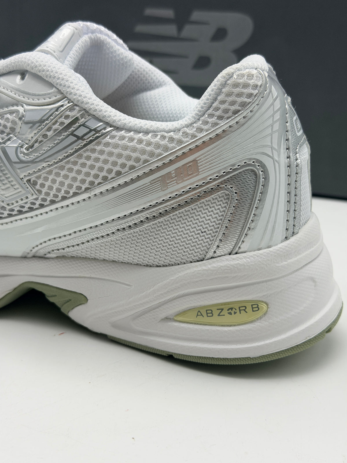 Baskets New Balance 710 légères et respirantes