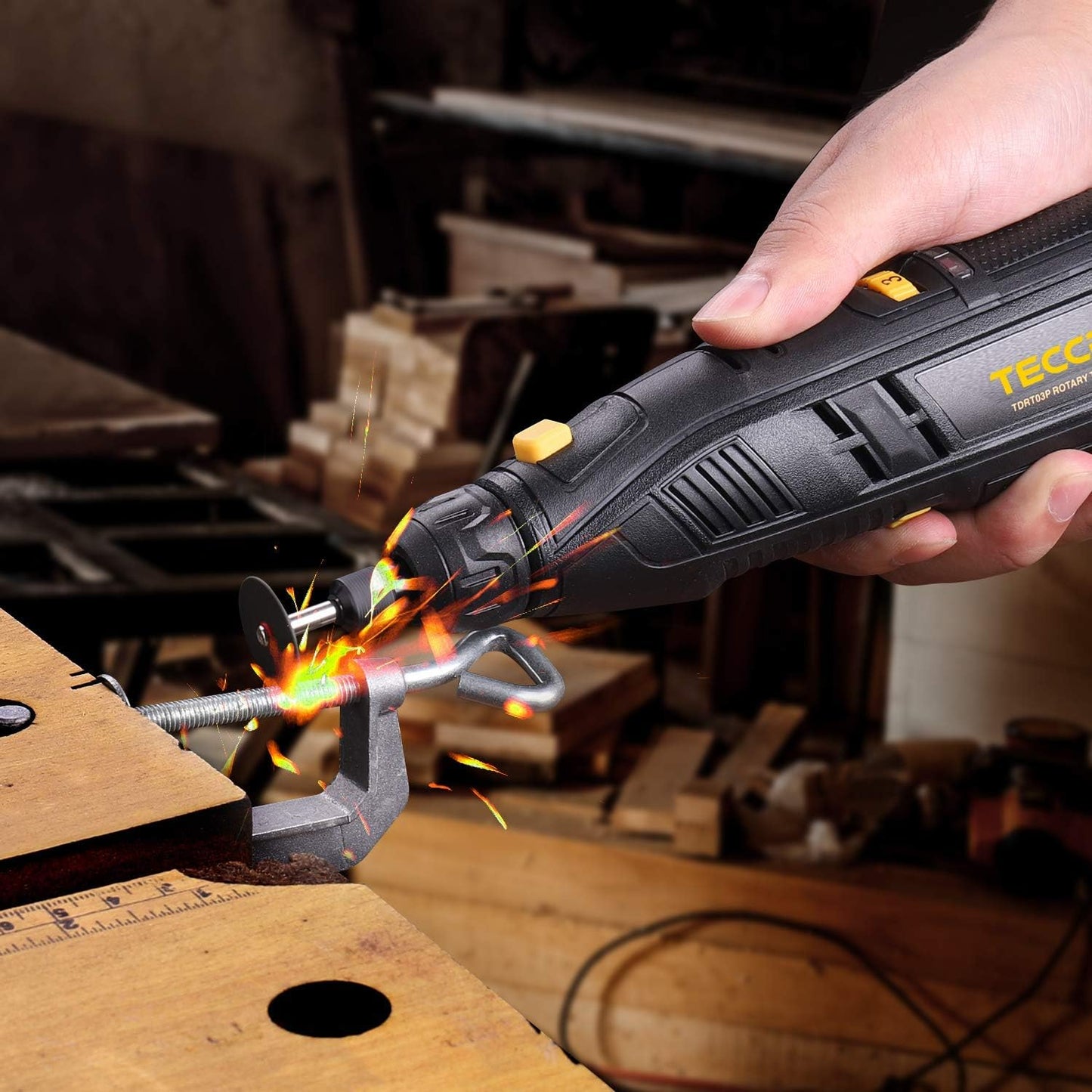 Outil rotatif sans fil, TECCPO 12 V avec mandrin sans clé à changement rapide, arbre flexible, 5 000 à 28 000 tr/min, 6 vitesses réglables, poignée auxiliaire, 80 accessoires.