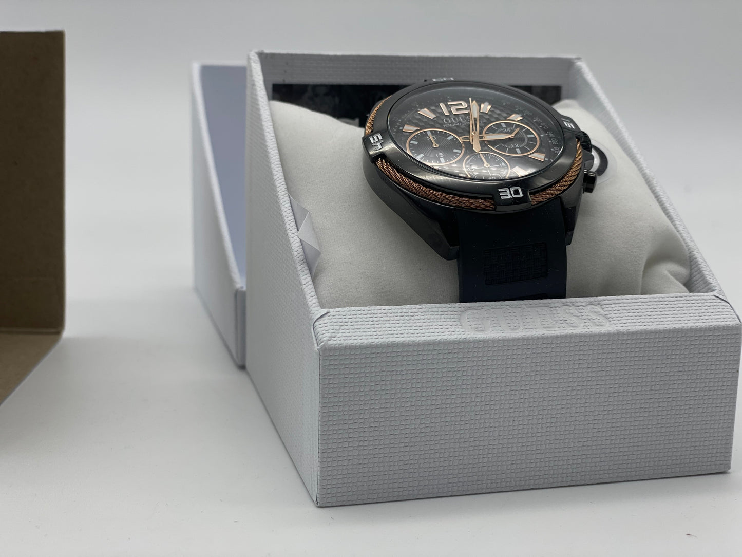 Guess Montre Bracelet pour Hommes (W1168G3) Neuf + Emballage D'Origine