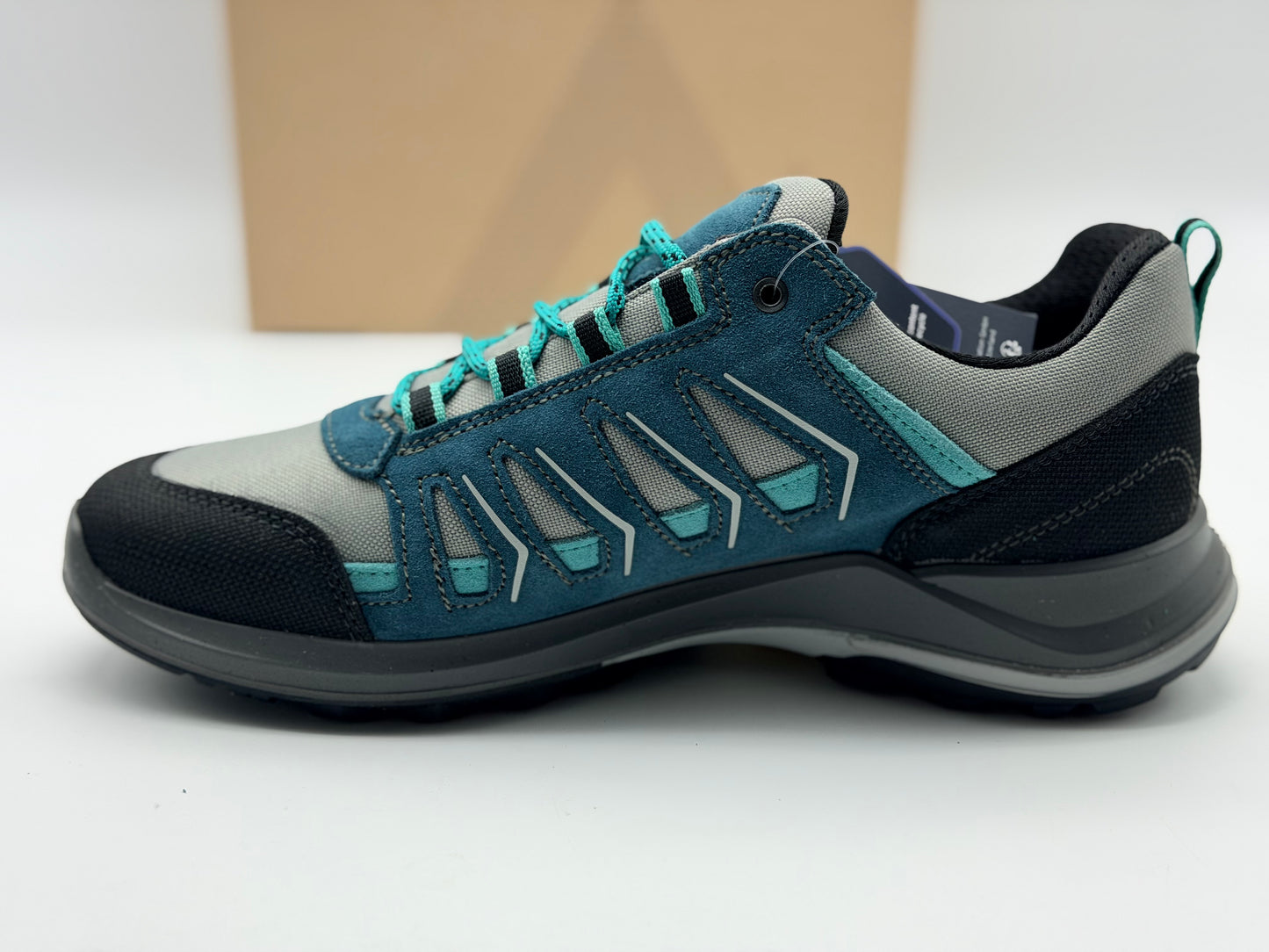 McKINLEY
CHAUSSURES DE TREKKING POUR FEMME MAGMUS AQX