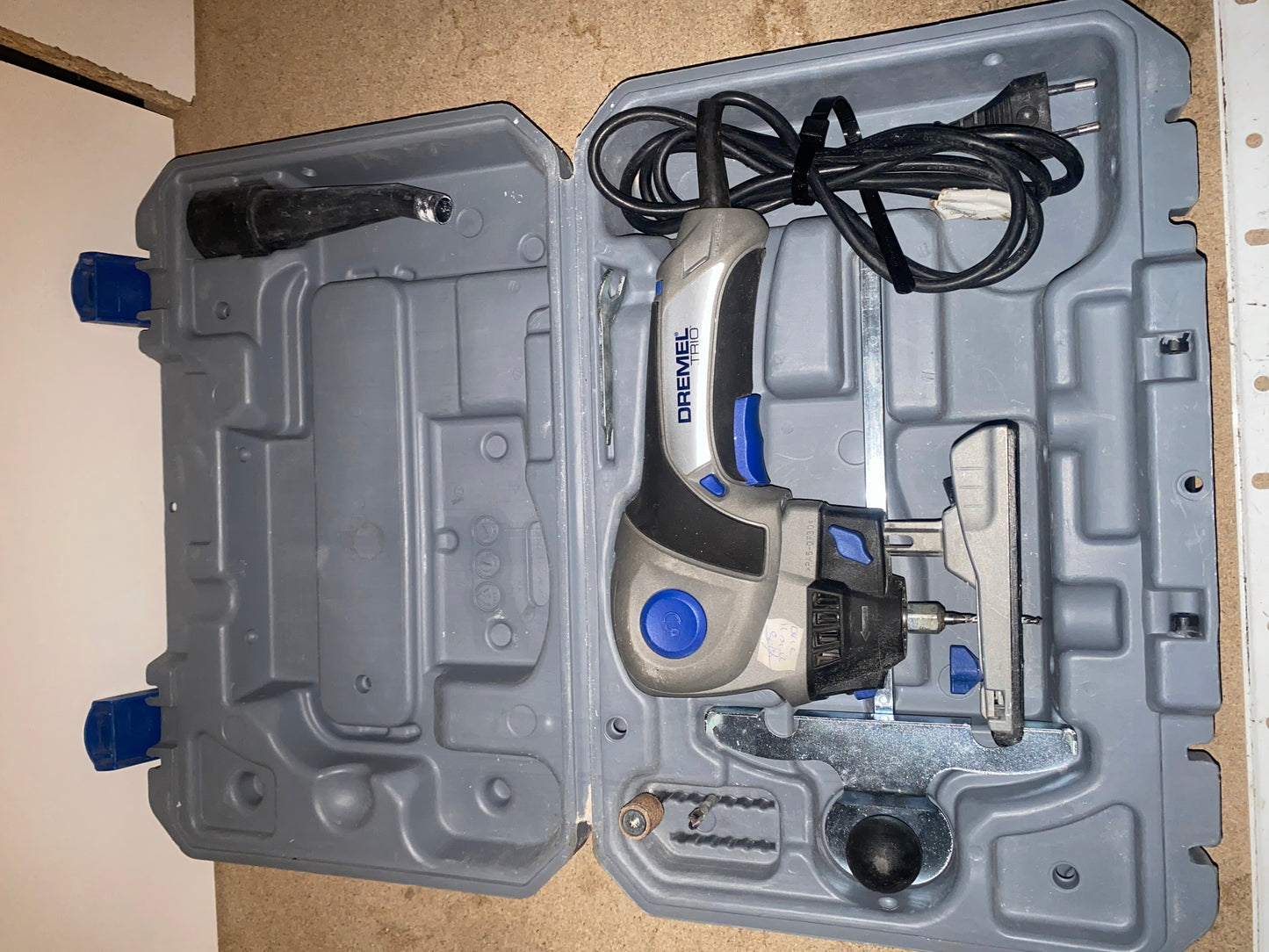 DREMEL® TRIO (6800-3/8) occasion excellent état