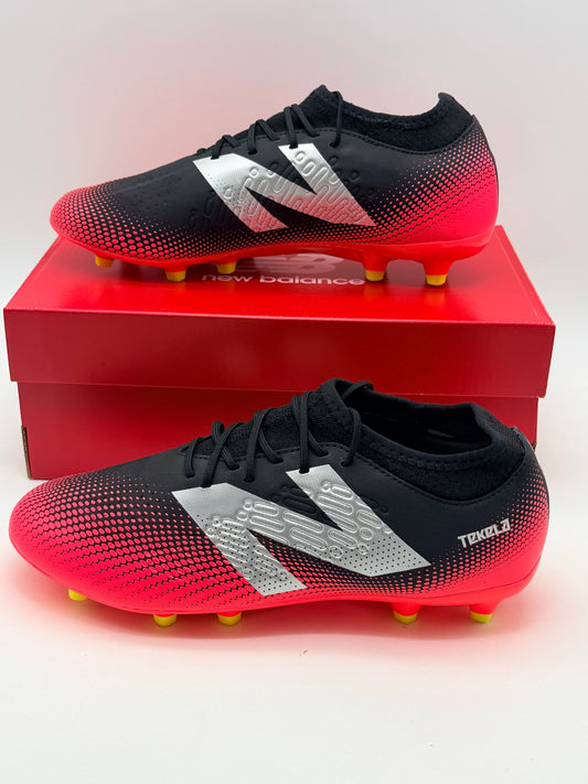 Crampons new balance TEKELA MAGIQUE FG V4+ chaussures