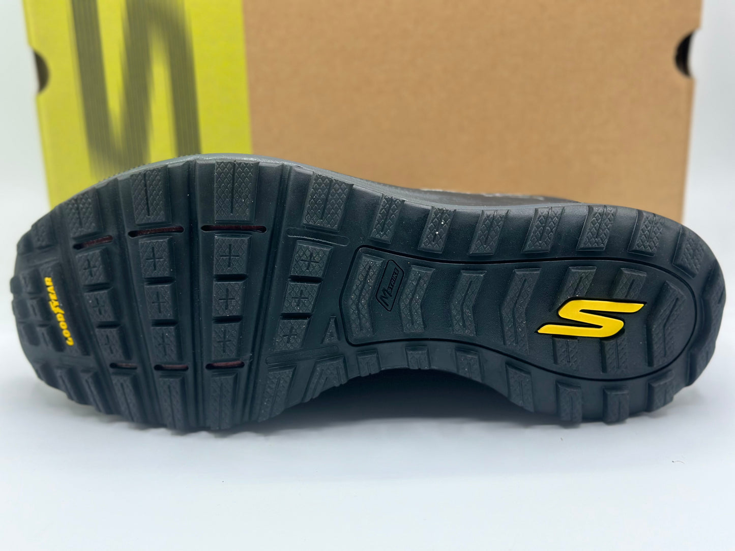 Skechers Performance GO RUN PULSE TRAIL - Trail running shoes