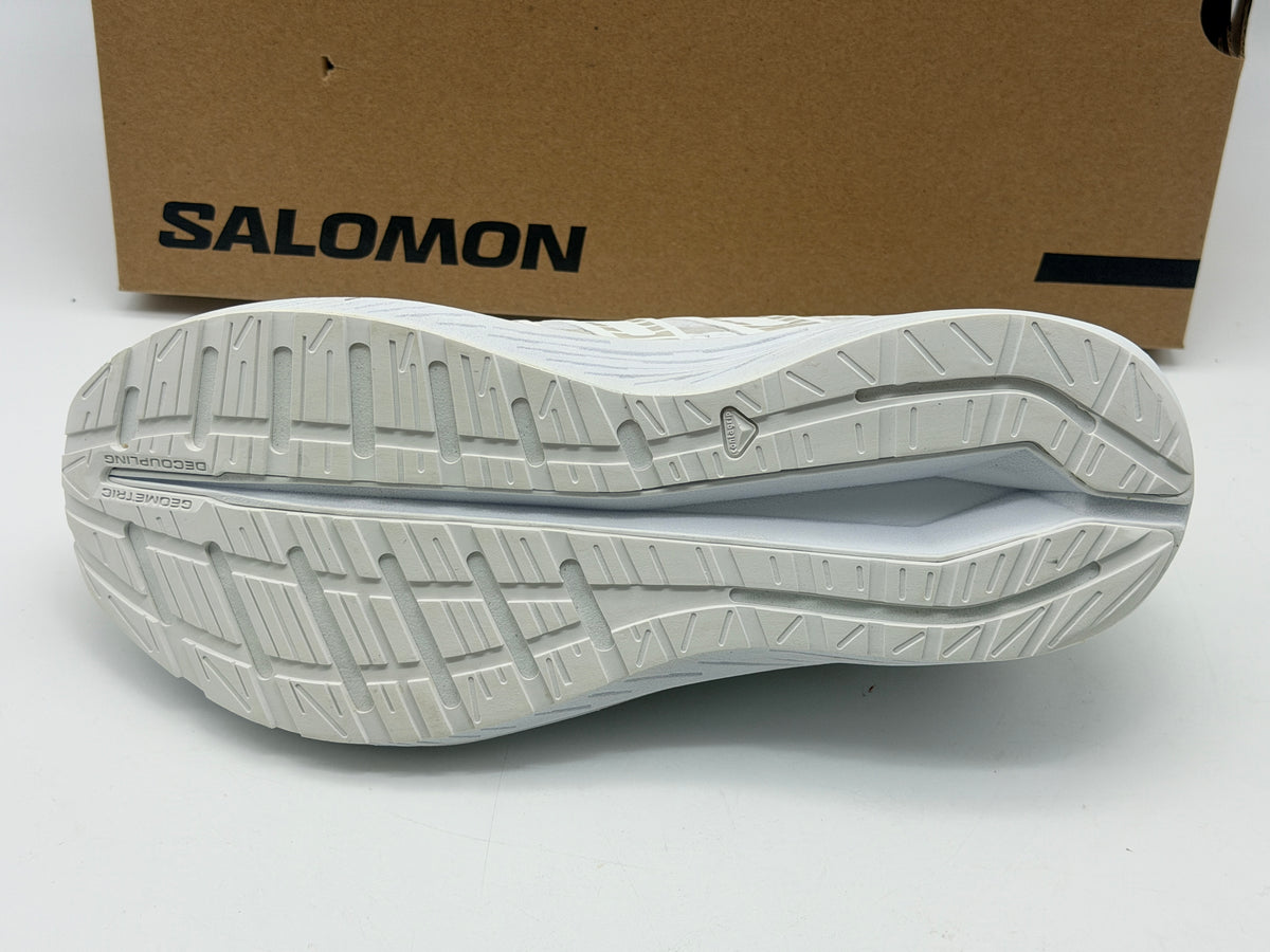 Chaussures de running Salomon blanches légères et confortables