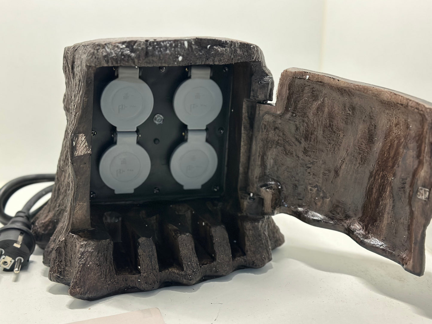 Prise Exterieure Etanche décoratif, 4 Prises 10A/2500W, ou 2 prises +prorgammateur ou Bluetooth