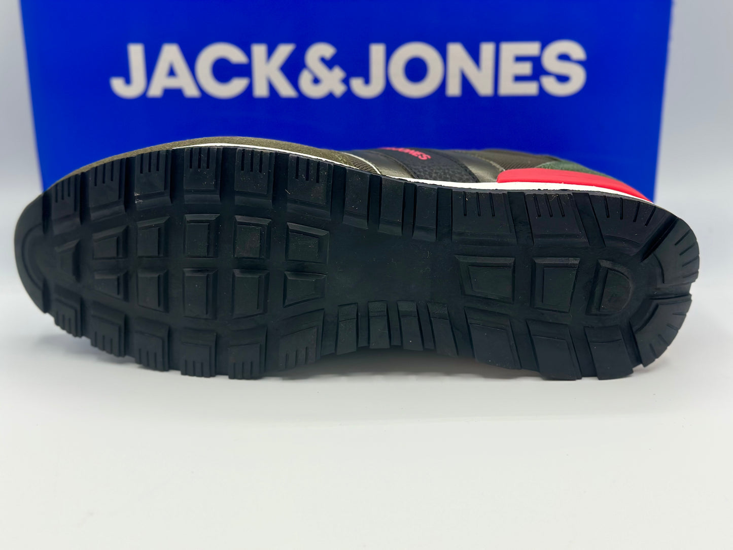 Chaussures baskets jack&jones pour homme neuves taille 44