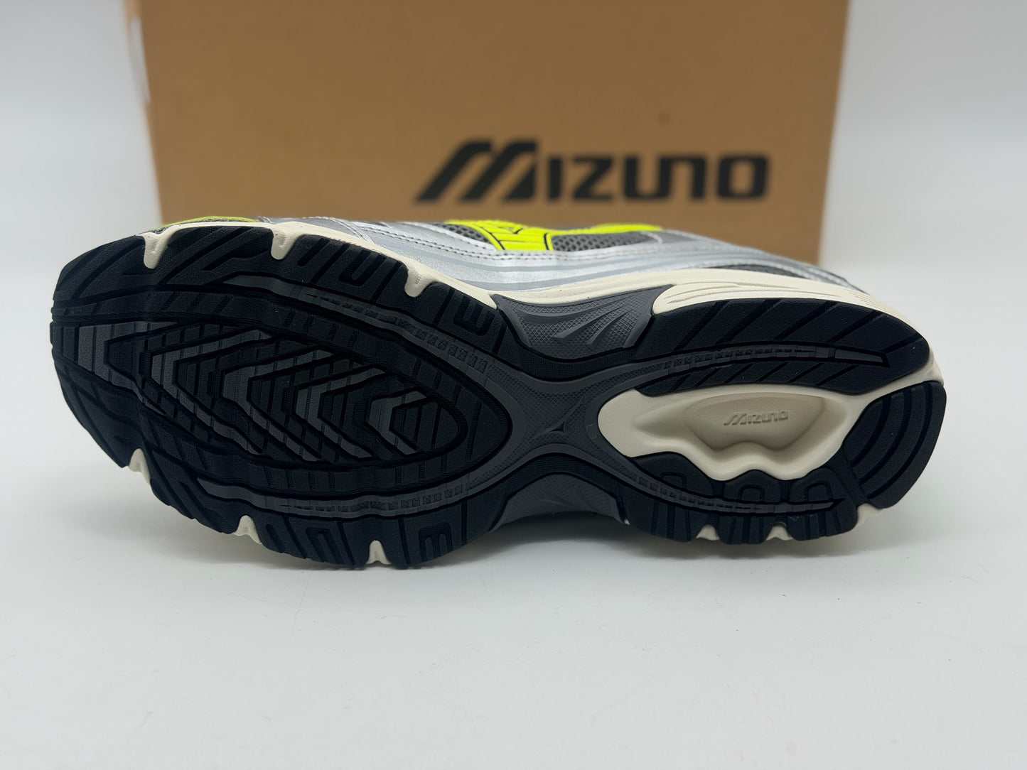 Baskets mizuno Unisex sportstyle
MXR SPORT