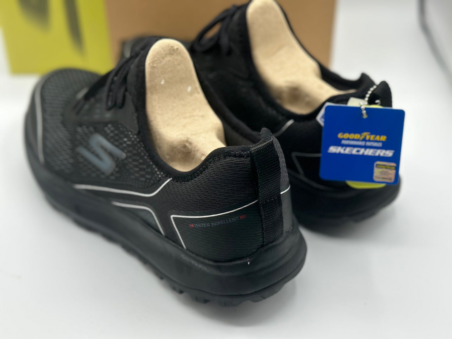 Skechers Performance GO RUN PULSE TRAIL - Trail running shoes