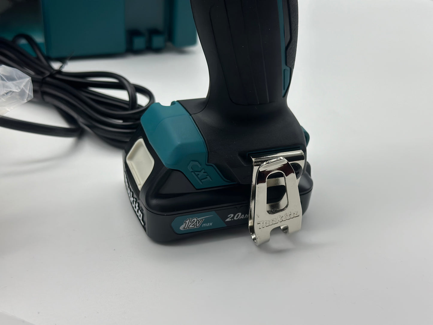 Perceuse 12V CXT Li-Ion Ø10 mm (1x2,0 Ah) + coffret