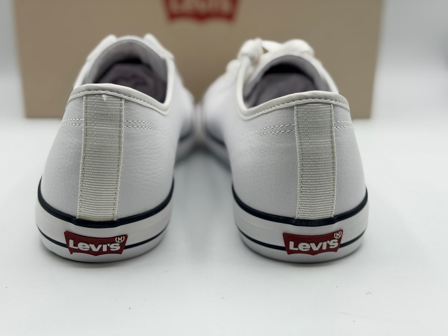 LEVI'S Baskets Hernandez Regular noir/blanc