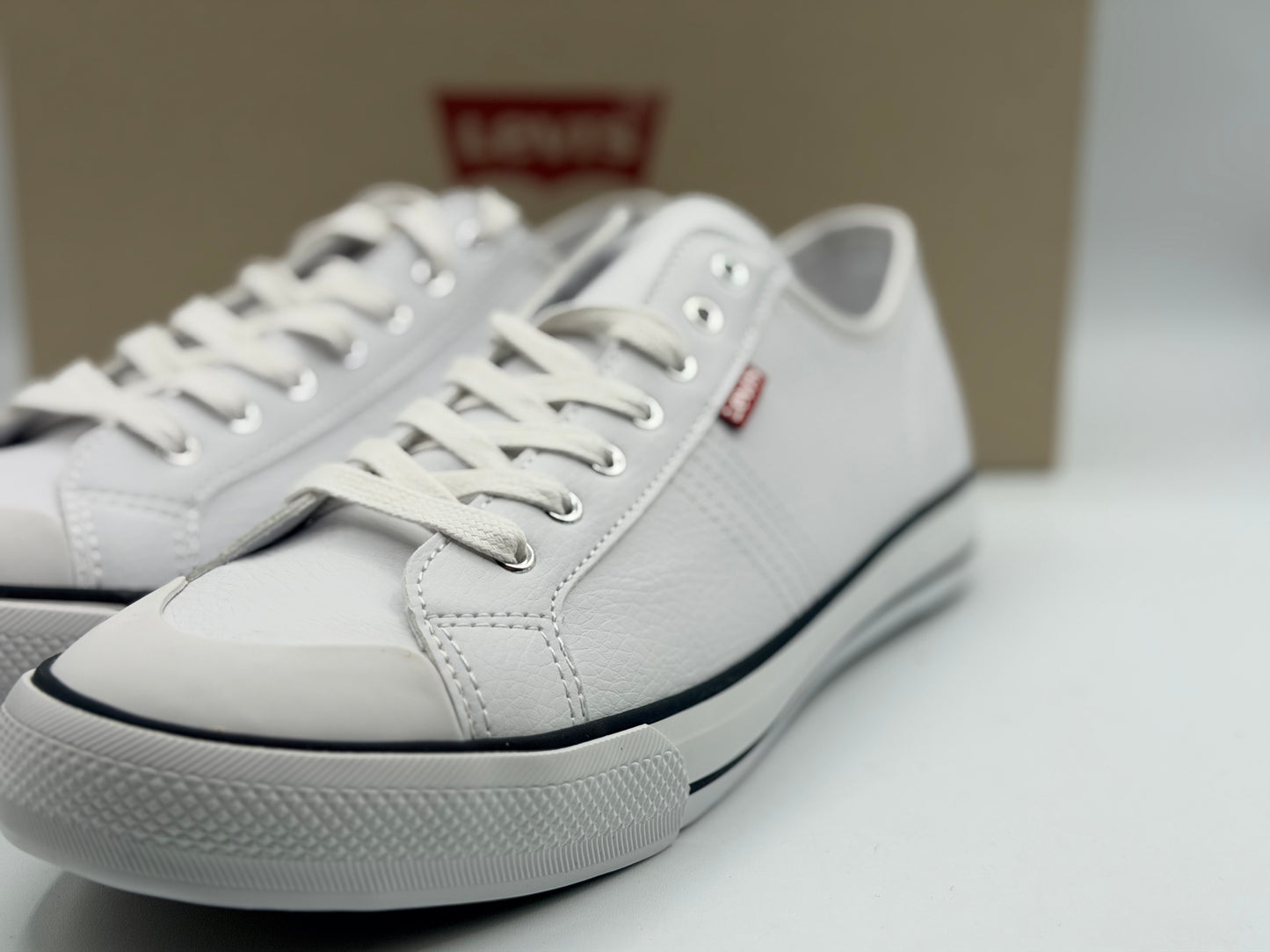 LEVI'S Baskets Hernandez Regular noir/blanc
