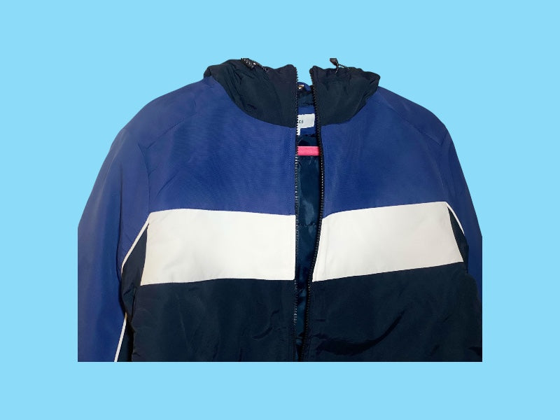 Veste Matelassé à Capuche Taille M NEUF