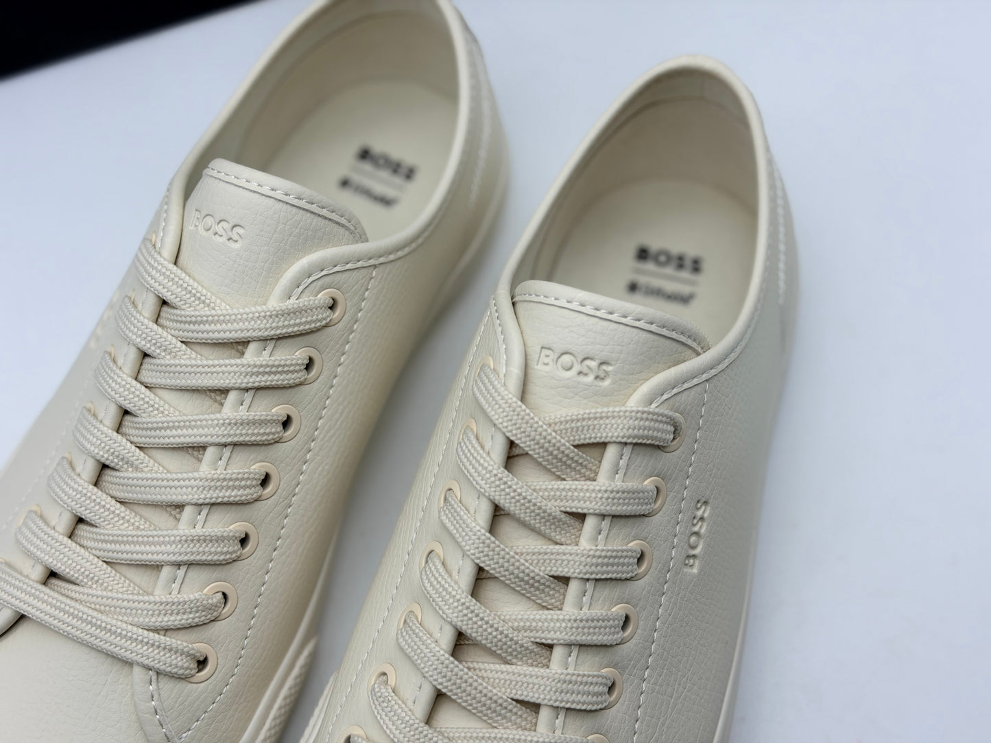 BOSS Hommes Aiden Tenn Baskets Basses en Similicuir grainé