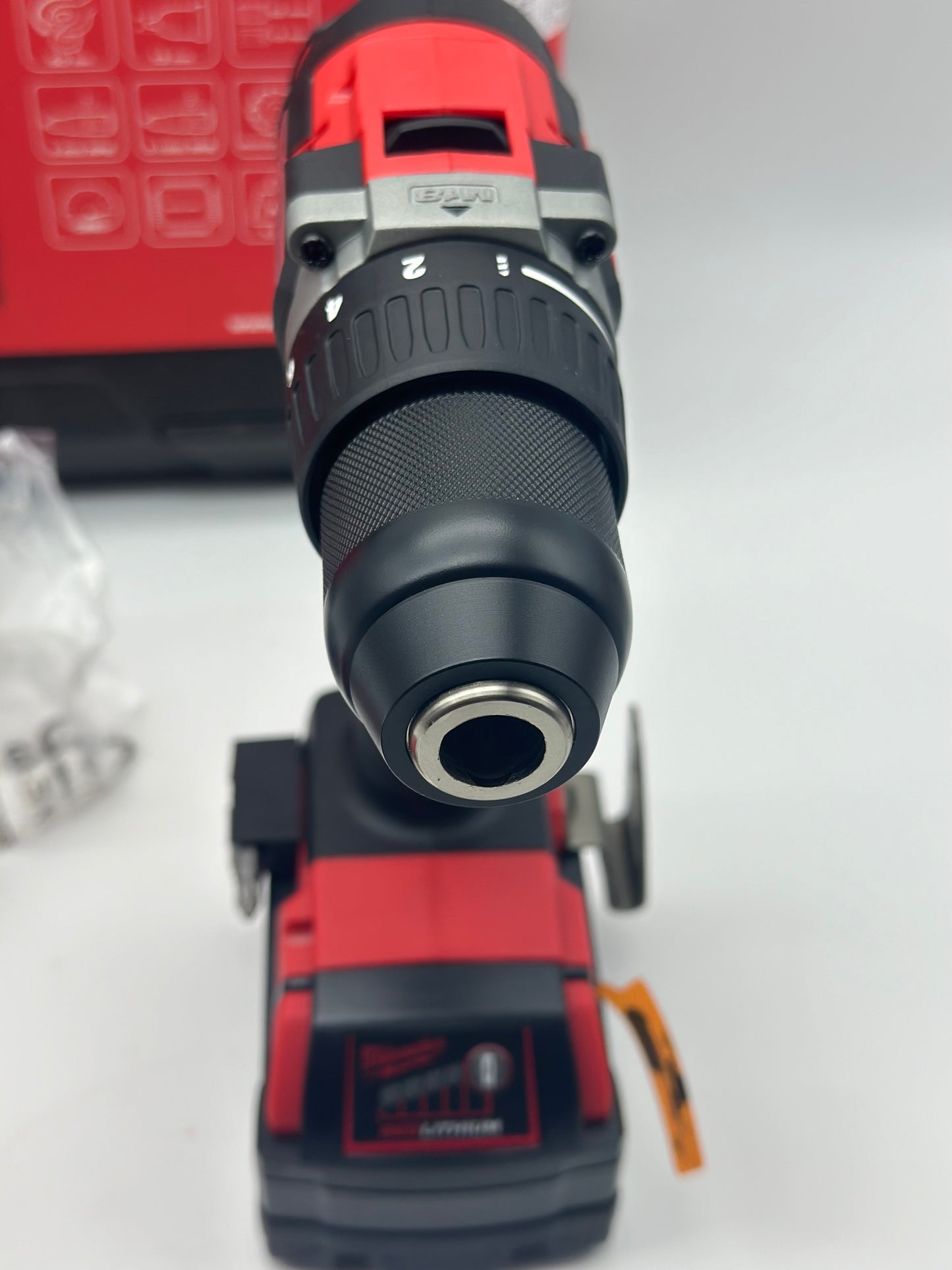 milwaukee M18 CBLDD 502c Perceuse visseuse compacte BRUSHLESS 5.0ah X2 + Coffret