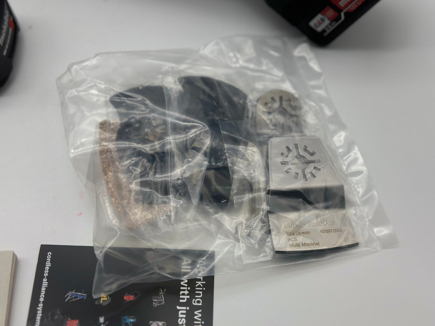 Metabo PowerMaxx MT 12 Outil multifonctions avec batterie LiPOWER 12 V (2 x 2 Ah)