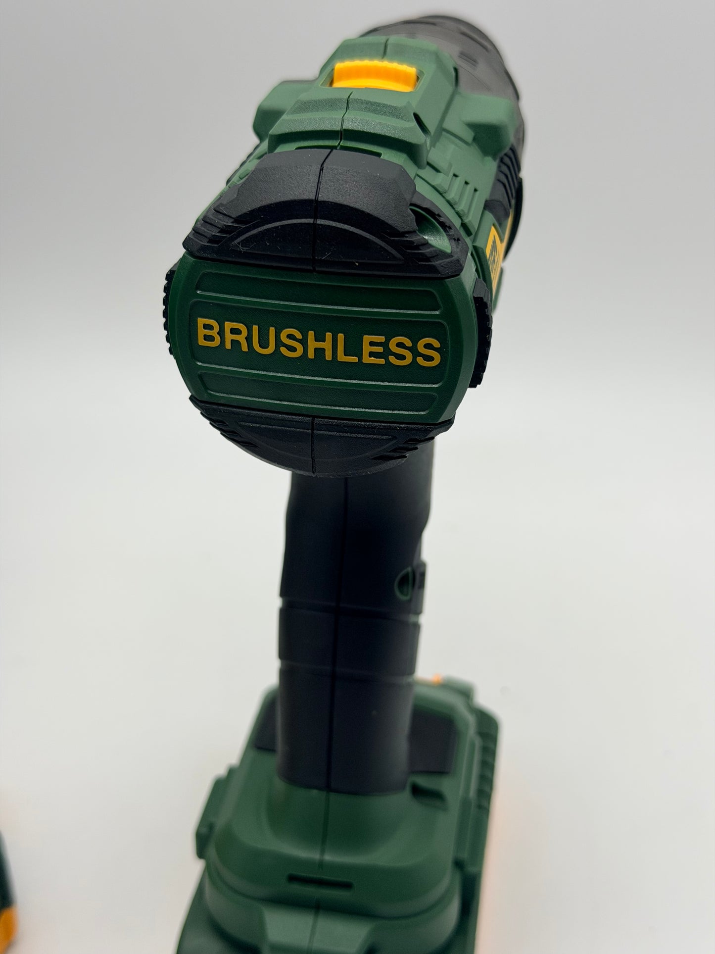 TECCPO Perceuse Visseuse sans Fil Brushless, 18V Perceuse a Percussion(60Nm), 30min Rapide Chargeur, 2×2.0Ah Batteries, 13mm Mandrin, 2 Vitesses (0-550/2000 tr/min), 35pcs Gratuit Accesoires-TDHD02P