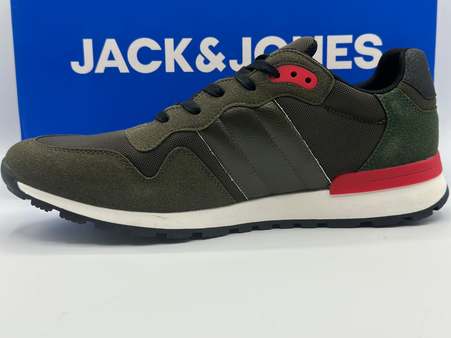 Chaussures baskets jack&jones pour homme neuves taille 44