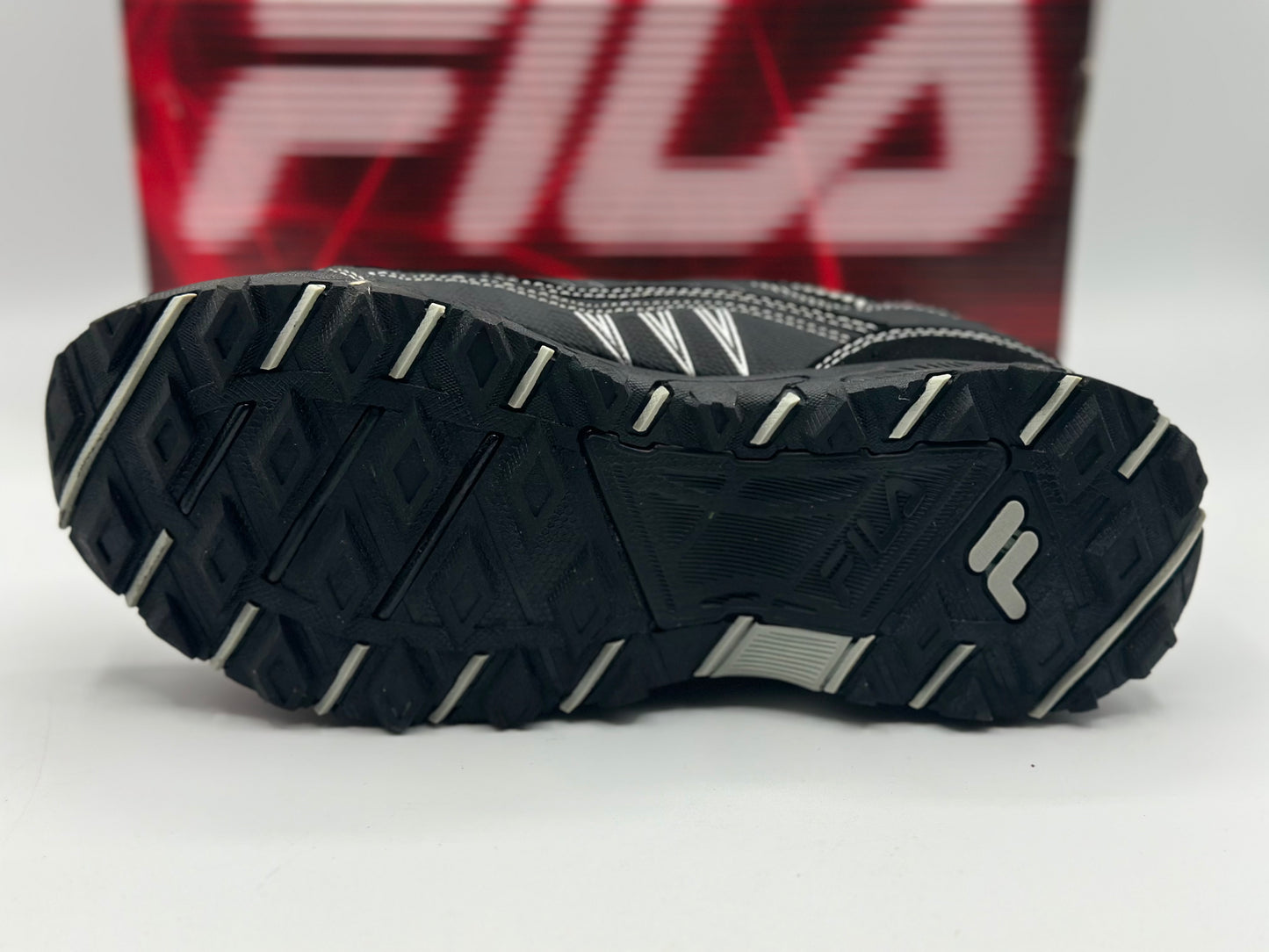Fila Men's Memory at Peak Steel Toe Trail Runner, Black/Metallic Silver, T38