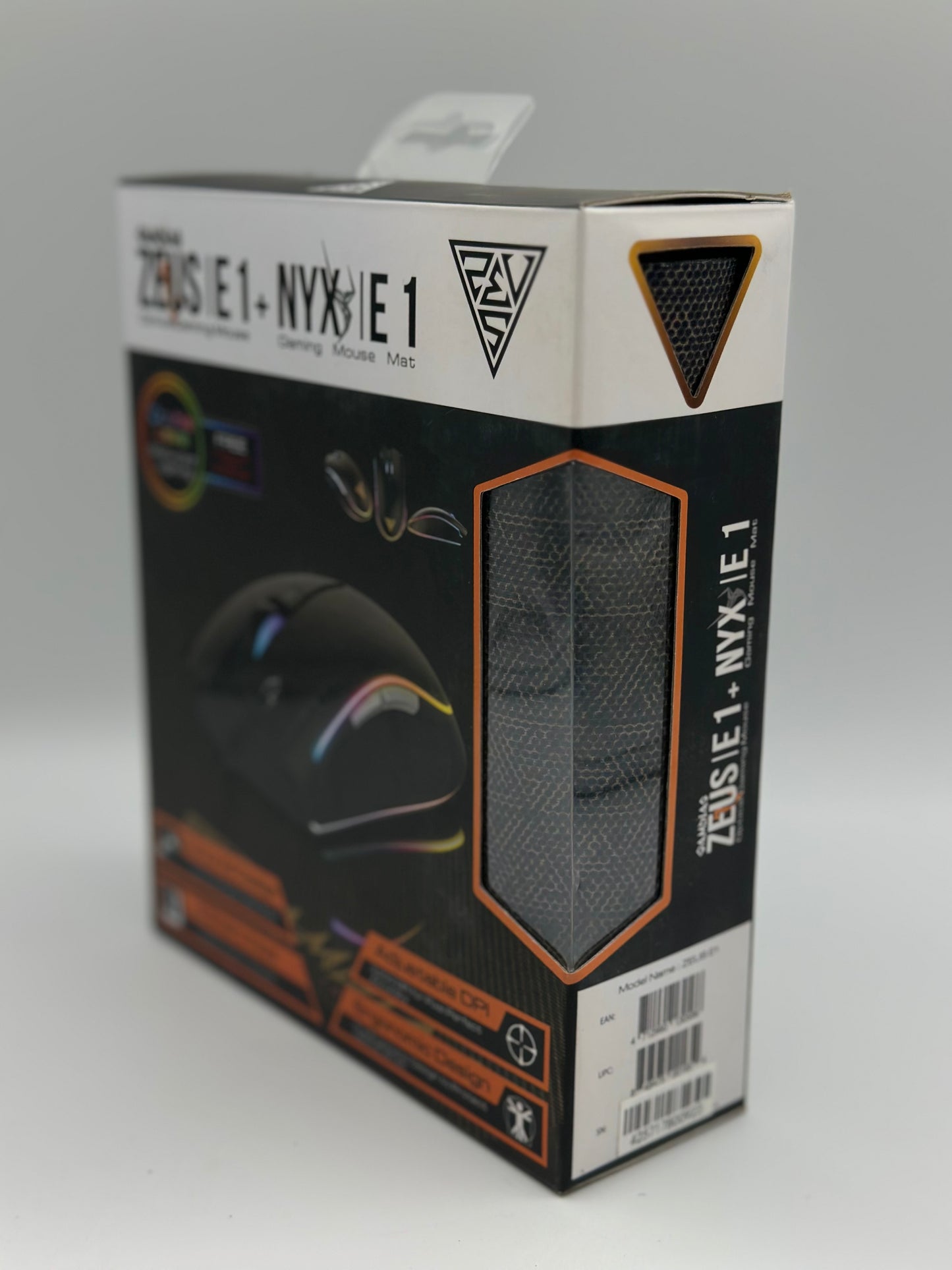 Gamdias Zeus E1 + Pad
Souris Filaire Pour Gamer - Droitier - Capteur Optique 3200 DPI - 6 Boutons - Rétro-Éclairage RGB - Tapis De Souris Inclus