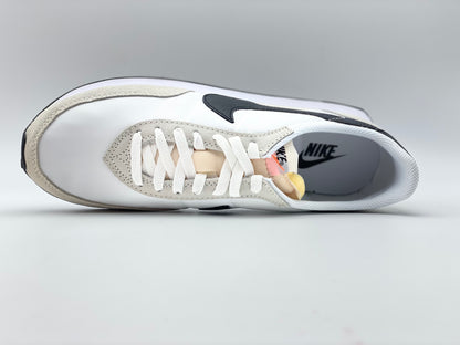 Nike Chaussure pour homme neuves et authentique taille 44