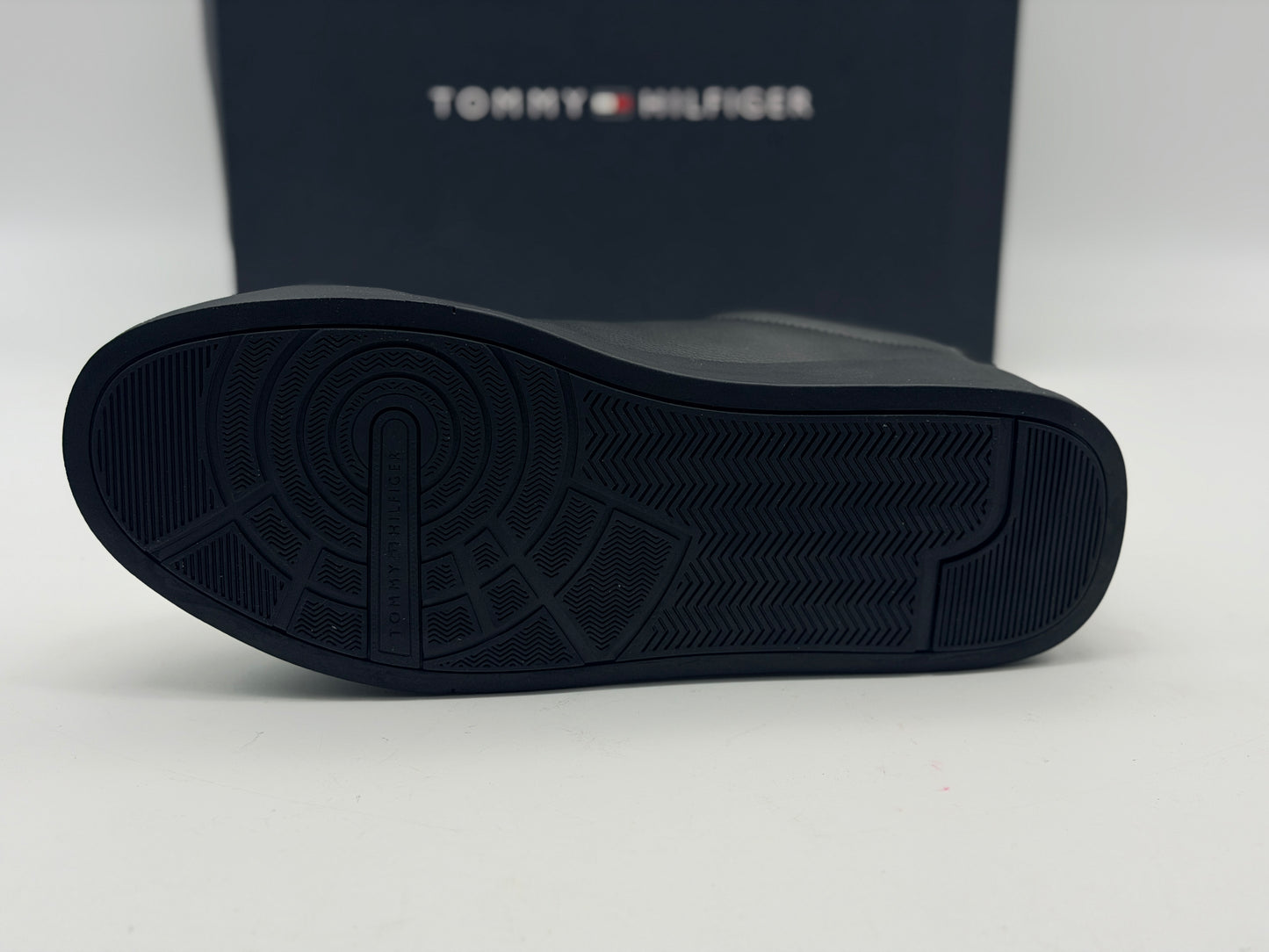 Tommy Hilfiger
TH COURT GRAIN ESS - Baskets basses - black