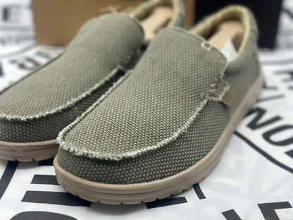 Hey Dude mocassin pour Homme neuves et authentique tailles 43 ultra légères