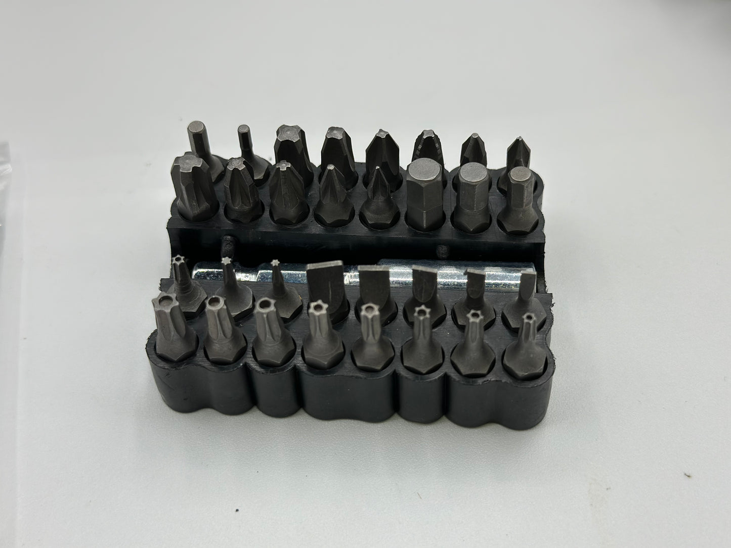 Perceuse Visseuse Sans Fil 18V, 2 Batteries Lithium-Ion 2000mAh, 2 Vitesses, Lumière Led, 43 Accessoires