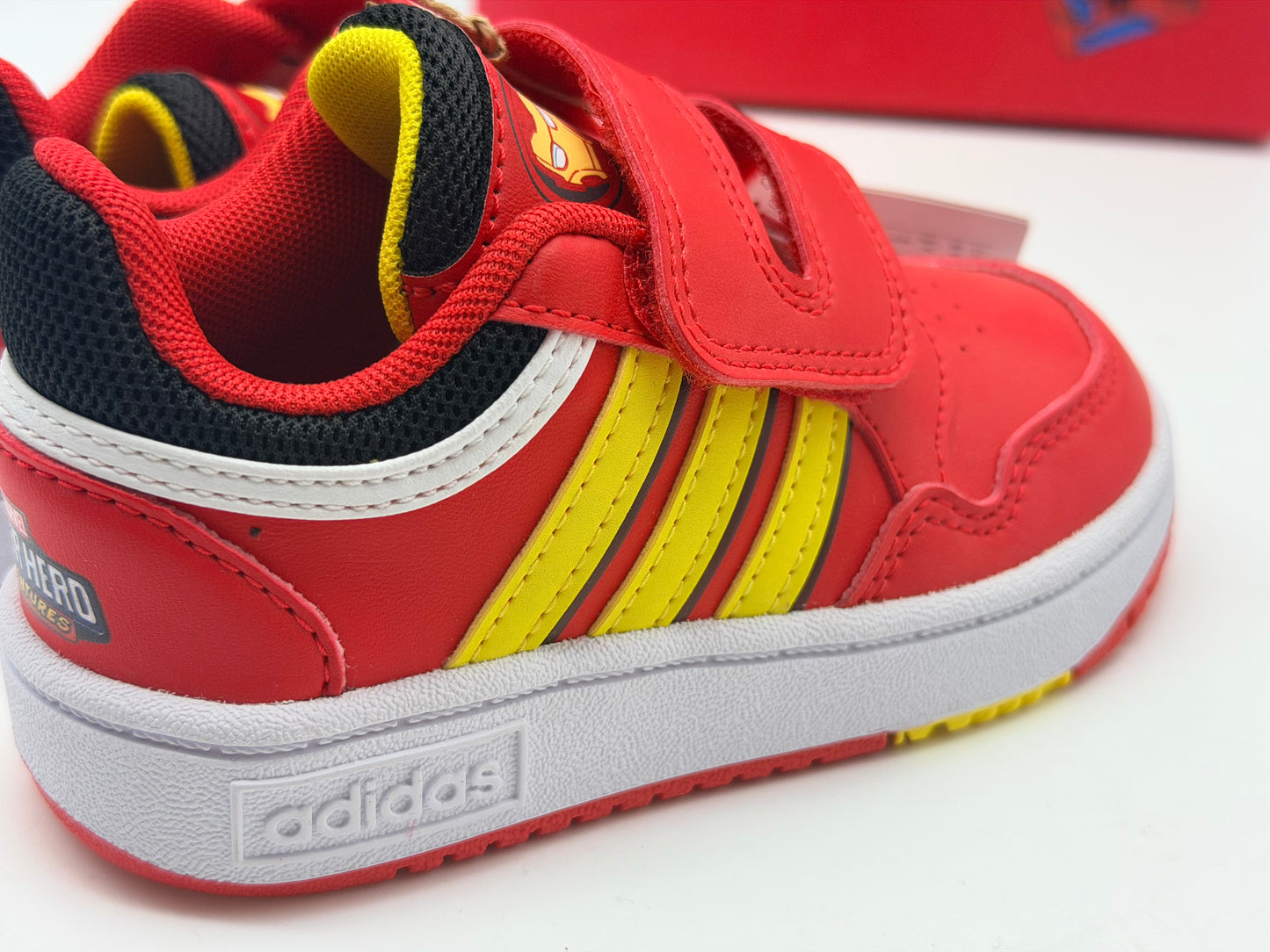 adidas Mixte Enfant Hoops 3.0 Superhero CF C Baskets