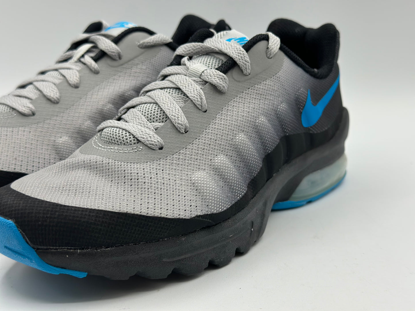 Nike Homme Air Max Invigor Chaussures de Sport
