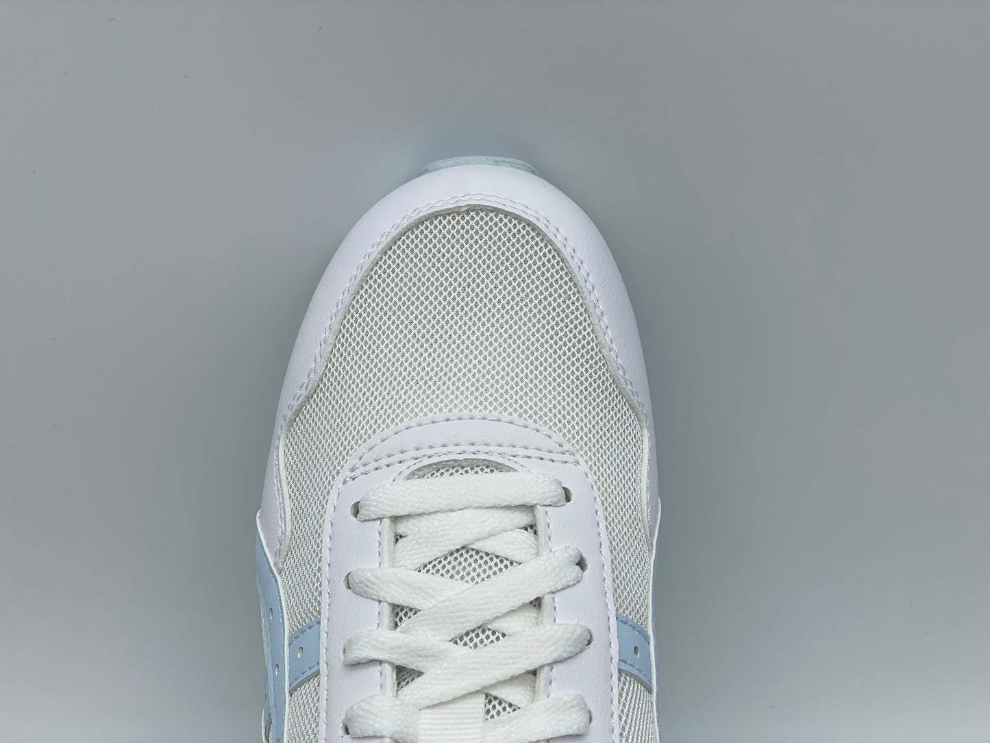 Baskets TIGRE neuf et authentique 40,5