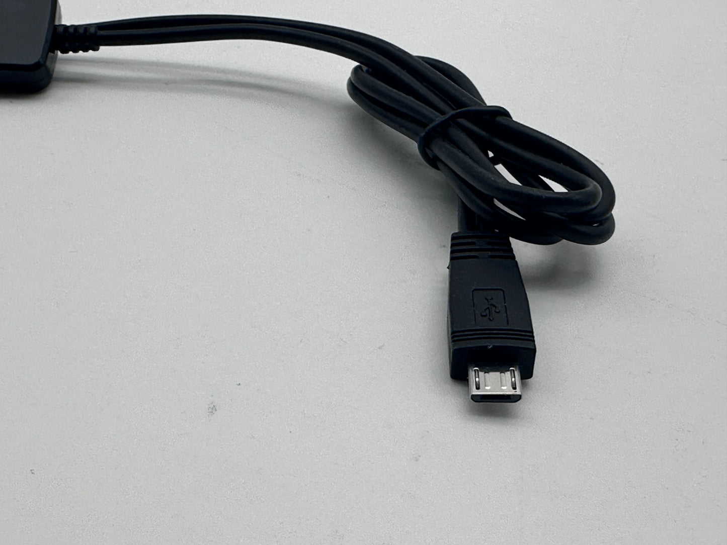 Miracast HDMI Dongle WiFi sans fil Affichage Dongle Adaptateur HDMI Écran Wifi sans fil pour ordinateur portable Android/iOS/Windows/Mac, Support Miracast, DLNA, Airplay