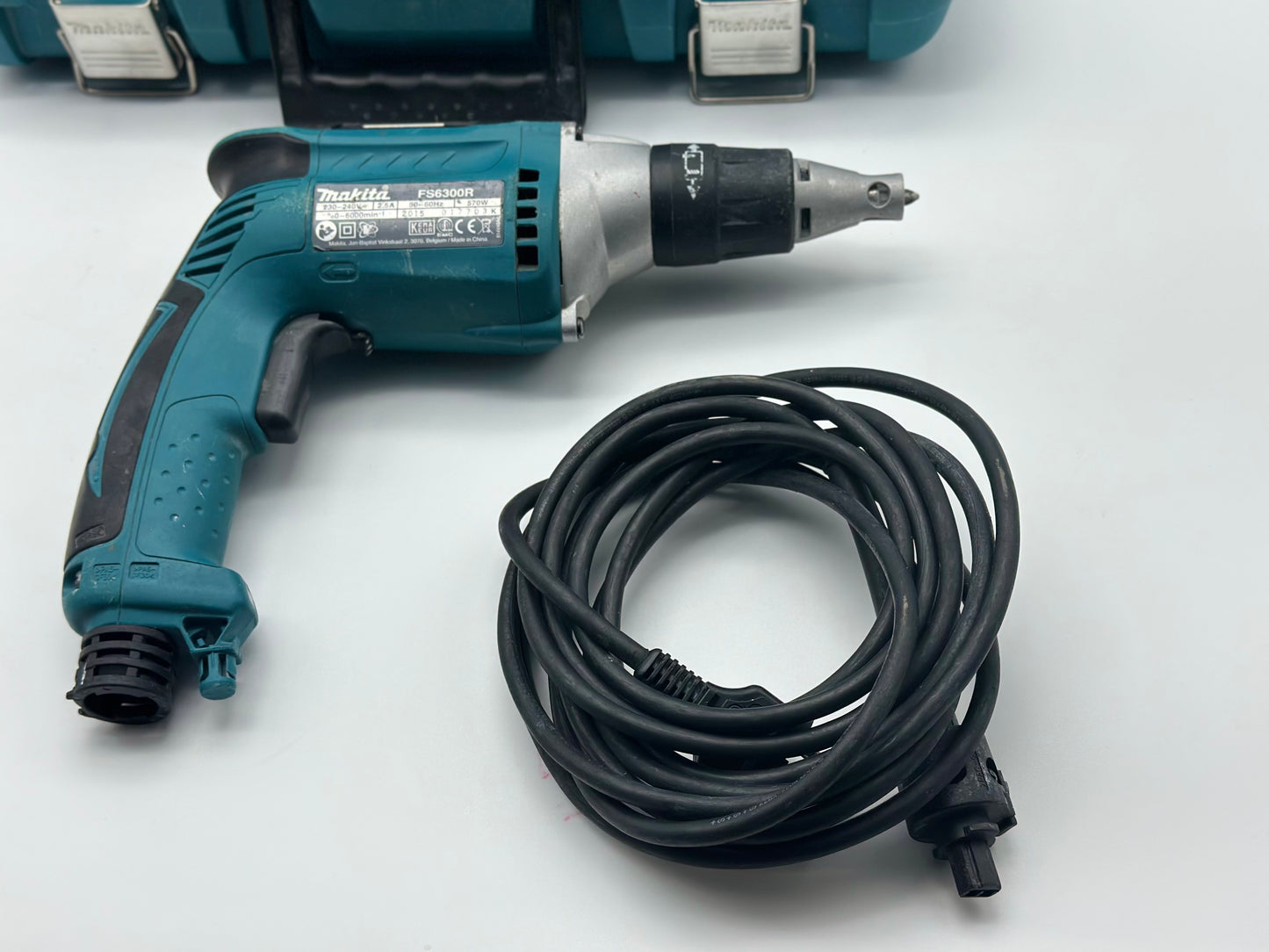 Visseuse plaque de plâtre 570 W - Makita FS6300R parfait état