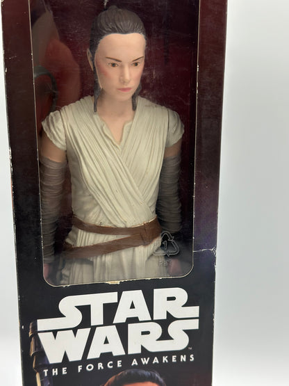 Figurine Star Wars REY (JAKKU) Disney Hasbro neuve
