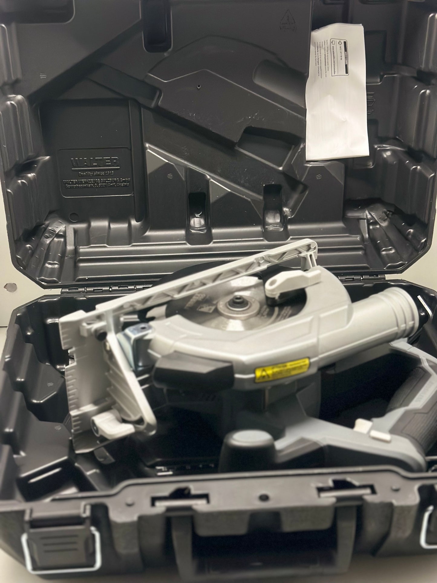 FERREX PRO
Scie circulaire sans fil 20v( machine seule )